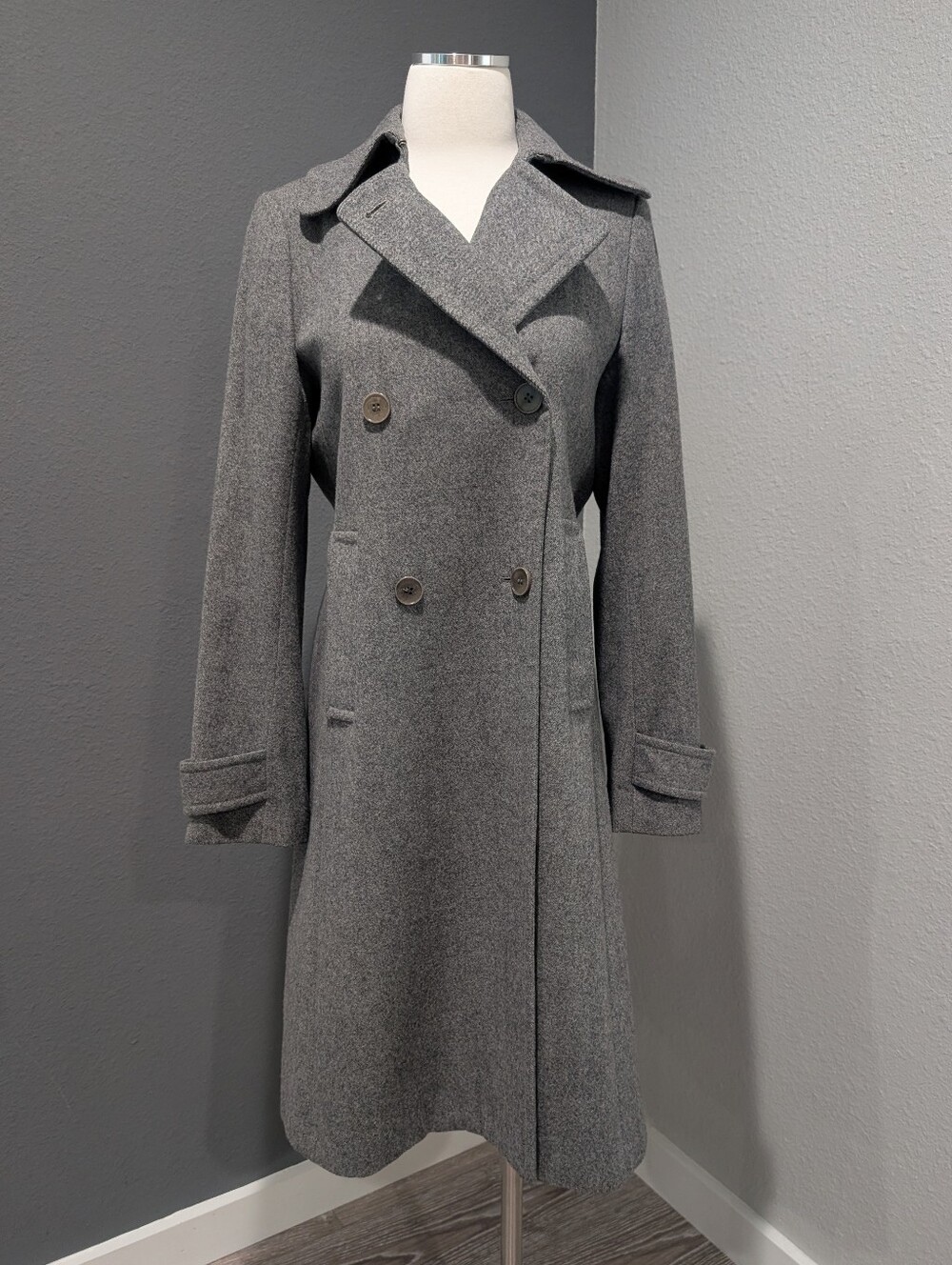 Theory Grey Wool Double-Breasted Coat - Size M